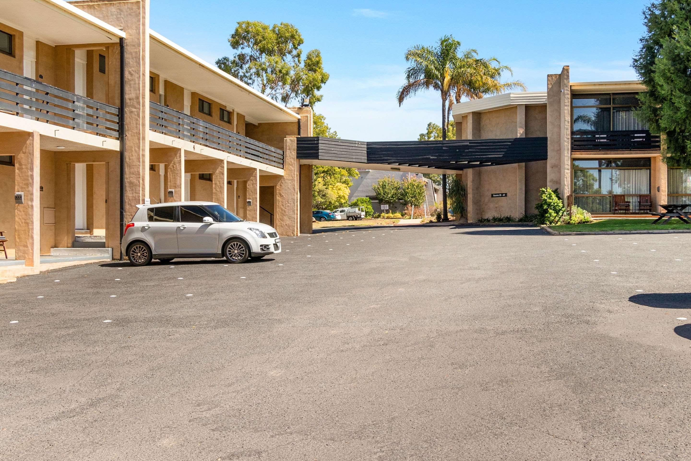 Quality Inn Dubbo International Buitenkant foto